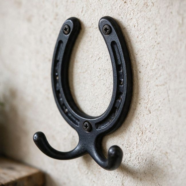 Iron Horse Shoe Design Coat Hook Iron Horse Shoe Design Coat Hook