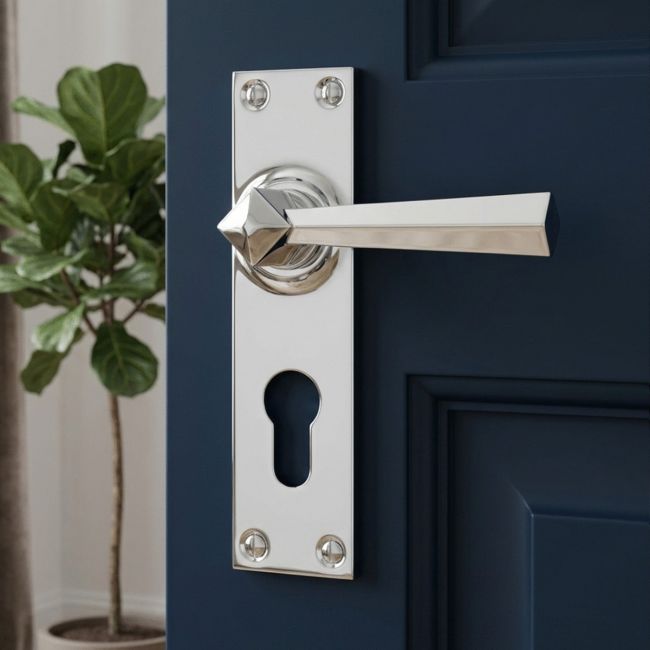 Bright Chrome Lever Euro Door Handle Front
