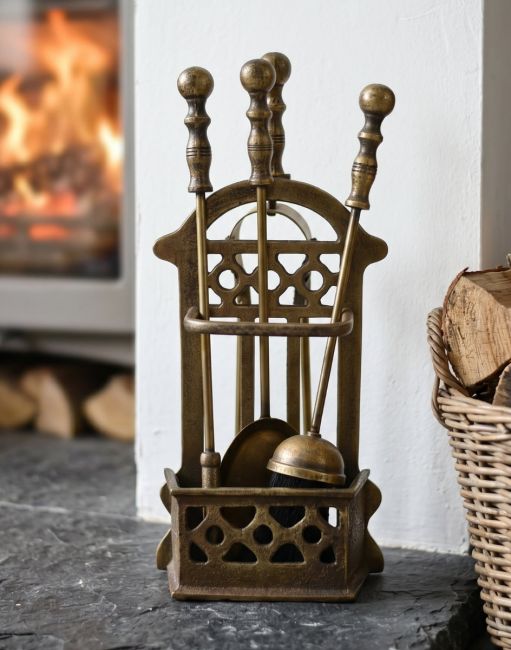 Traditional Companion Set Finished In Antique Bronze Traditional Companion Set Finished In Antique Bronze