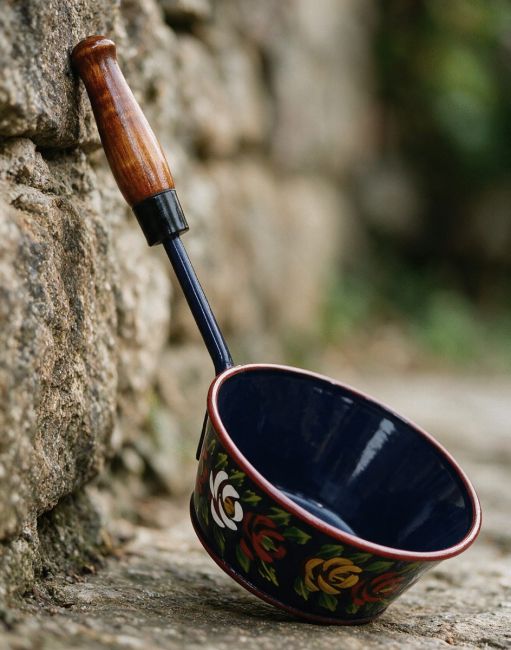 Traditional Narrowboat Dipper Finished in Blue