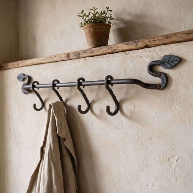 Leaf Design Iron Coat Rack