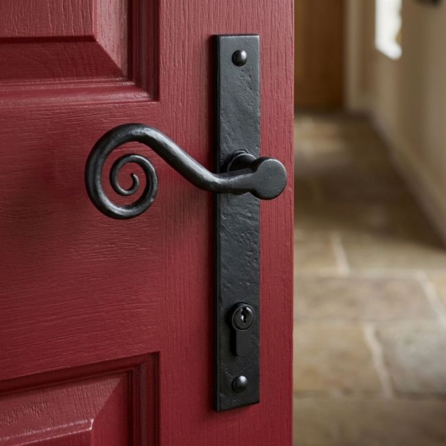 Slim Design Monkey Tail Door Handle