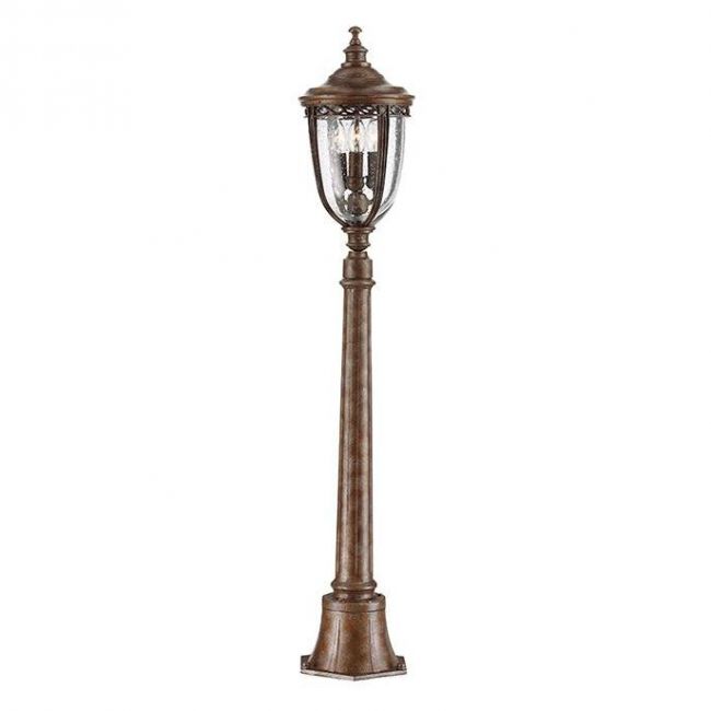 "The Ruxton" Traditional Miniature Lamp Post in an Bronze Finish "The Ruxton" Traditional Miniature Lamp Post in an Bronze Finish
