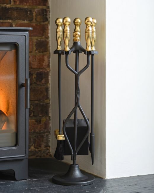 Traditional Cawthorne Black Companion Set In A Fireplace Setting Traditional Cawthorne Black Companion Set In A Fireplace Setting