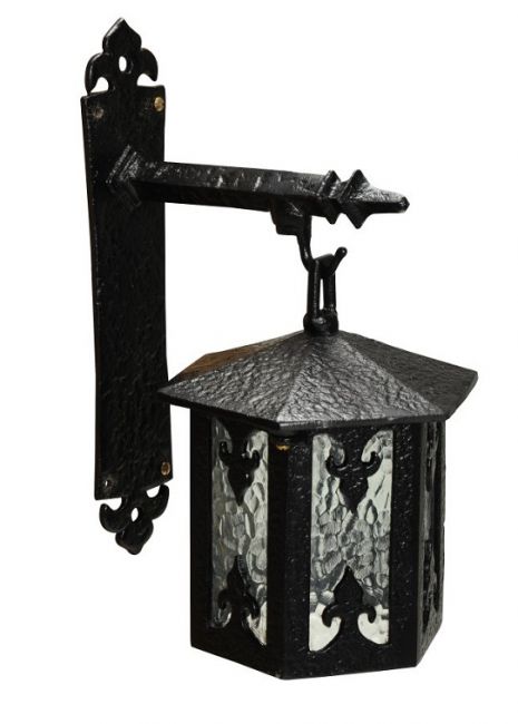 "Tytherington House" Traditional Hanging Wall Lantern "Tytherington House" Traditional Hanging Wall Lantern