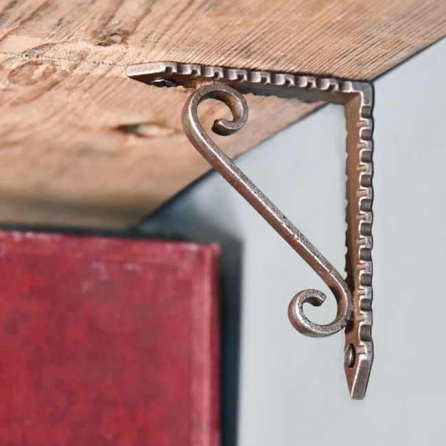 Simplistic Scrolled Iron Shelf Bracket 10 x 8cm Simplistic Scrolled Iron Shelf Bracket 10 x 8cm