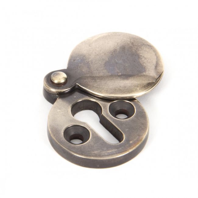 Antique Brass Round Escutcheon with Cover Antique Brass Round Escutcheon with Cover