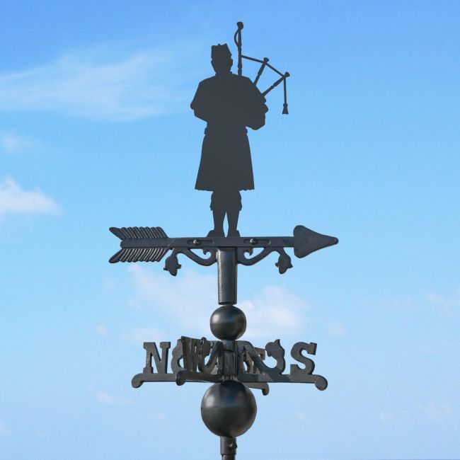 Scottish Bagpiper on Mini Weathervane Scottish Bagpiper on Mini Weathervane