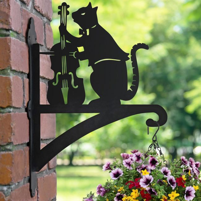 Cat & Fiddle Hanging Basket Bracket in Garden Setting Cat & Fiddle Hanging Basket Bracket in Garden Setting