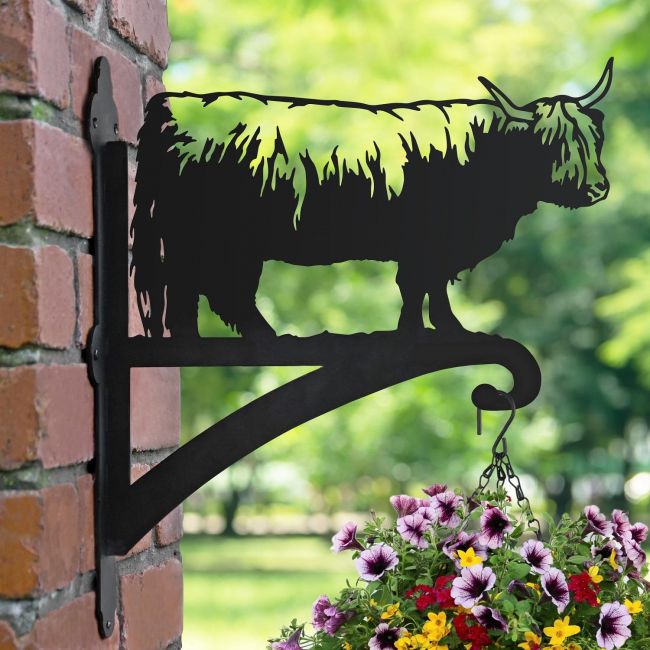 Highland Cow Hanging Basket Bracket with Blossoming Basket Highland Cow Hanging Basket Bracket with Blossoming Basket