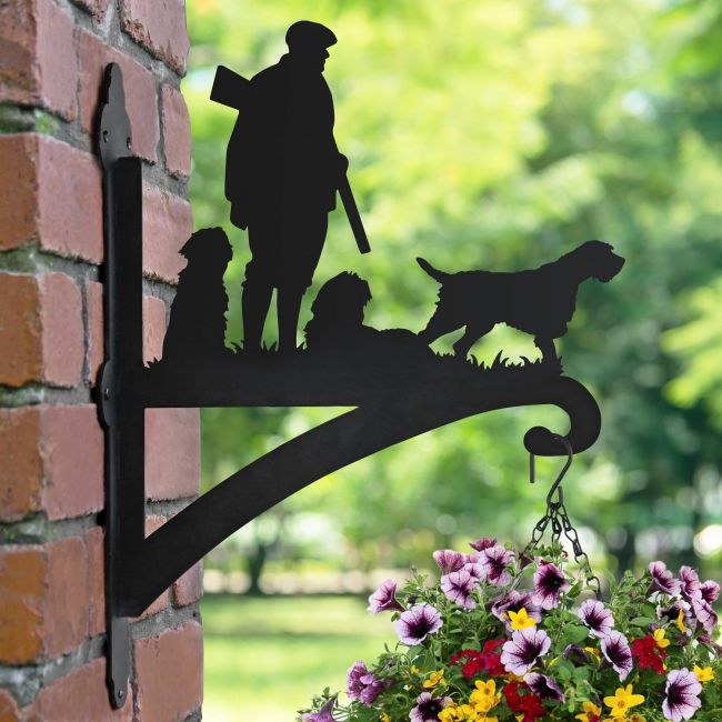 Game Season "Korthals Griffon" Iron Hanging Basket Bracket Game Season "Korthals Griffon" Iron Hanging Basket Bracket