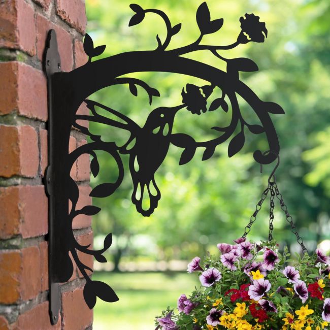 Flying Hummingbird Hanging Basket Bracket with Planter Flying Hummingbird Hanging Basket Bracket with Planter