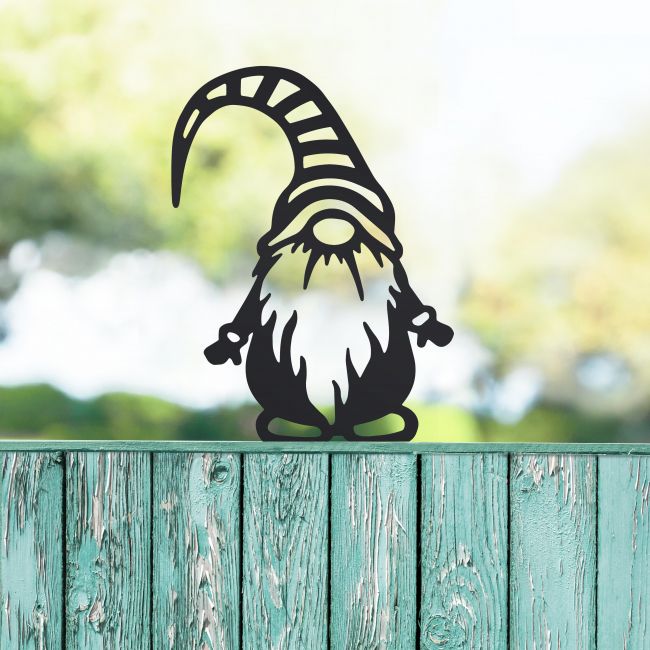 Goat Leaning Fence Topper in Use