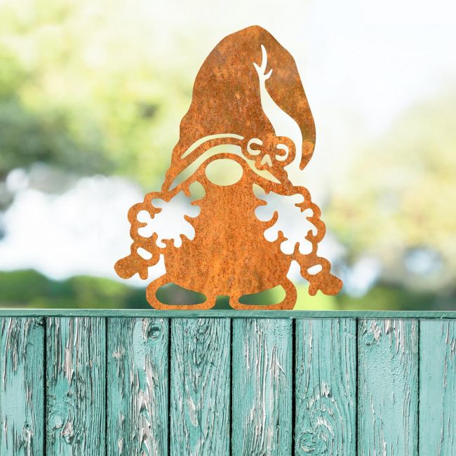 Goat Leaning Fence Topper in Use