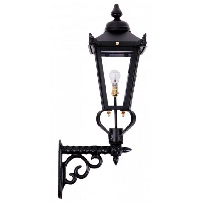 Black Victorian Wall Light on a Ornate Royale Bracket Black Victorian Wall Light on a Ornate Royale Bracket