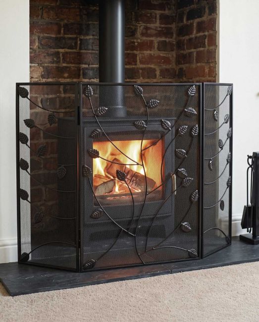 Fire Guard with Leaf Detailing - Thumbnail