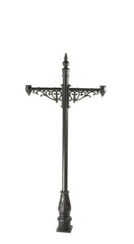 Double headed lamp post Cast Iron | Black Country Metalworks