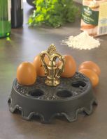 Edwina Cast Iron Egg Holder (Holds 6 Eggs)