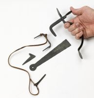 Standard Blacksmith Thumb Gate