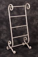 Cordelia Dainty vintage towel stand