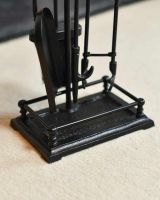 Close-Up of "Ricksworth" Companion Set 63cm Close-Up of "Ricksworth" Companion Set 63cm