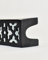 ‘Garrison’ Cast Iron Air Brick 9"x3" close up image of side profile