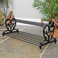 Black “Loredana” Heart Shoe Stand