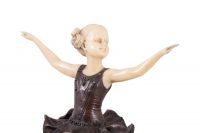 “Acosta Grace” Ballet Dancer Ornament