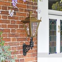 Outdoor garden wall lighting, antique brass finish Outdoor garden wall lighting, antique brass finish