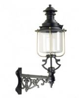 Belgravia Lantern on a Corner Bracket