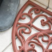 Ornate Scroll Pattern on the "Belleview" Half Moon Heart Doormat