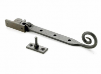 Curl Monkey Tail Window Stay