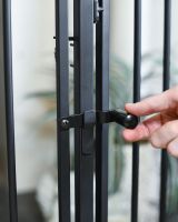 Handle on the Front Opening Door to Scale Handle on the Front Opening Door to Scale