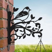 Steel Hanging Basket Bracket with Blackcap on Branches Topper