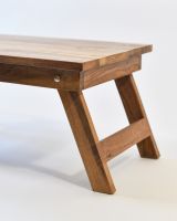 Close up of folding leg detail on breakfast tray