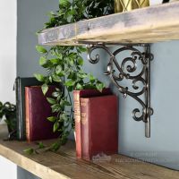 Cast Iron Tulip Design Shelf Bracket 20 x 23cm