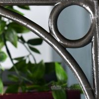 Cast Iron Circle Design Shelf Bracket 16 x 19.5cm