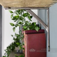 Cast Iron Architectural Wall Bracket 21.5 x 21.5cm