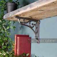 Cast Iron Shelf Bracket with Scroll - 9 x 10cm