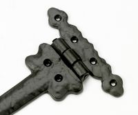 ’Bayard’ Tee Hinge