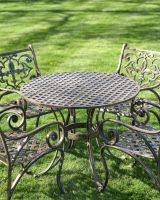 Close-Up of Cast Aluminium "Flourish" Fleur-de-Lys Four Seater Table & Chair Set