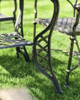 Close-Up pf Deluxe Leg Supports for Four Seater Table & Chair Set