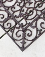 Cast Iron Handforth Ornate Fleur-de-Lys Door Mat Corner Close Up