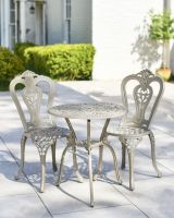 Champagne Bistro Set In Situ 