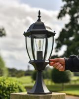 Chaumont Pillar Light Scale Image