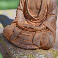 Close-Up of Base & Body Detail