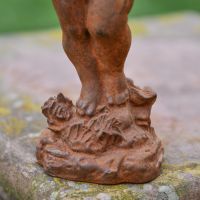 Close up of Rock formation on Cherub Sculpture 