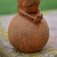 Close-Up of Spherical Base 