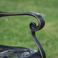 Close up of Curved Arm 