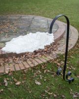 Cream "New Forest" Leaf Design Bird Bath Feeder in Situ Cream "New Forest" Leaf Design Bird Bath Feeder in Situ